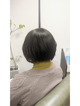 レアナ バイ ニーナ(Leana by NINA) ショートボブヘア