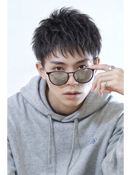 リップス 吉祥寺店 (LIPPS) ソフトツイスト短めバングツーブロック刈り上げ