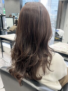 ベージュブラウン