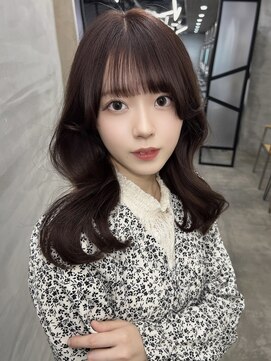 ジーナ 池袋(Zina) 暖色ブラウン/ピンクブラウン/艶カラー/くびれ巻き/ヨシンモリ