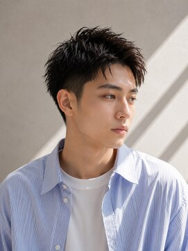 オラ ボーテ(Aura Beaute) さわやかショート ツーブロック アップバング 刈り上げ レイヤー