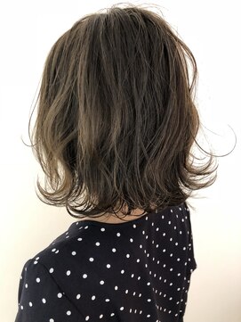 スピンヘアワークス(Spin Hair Works) 肩上外ハネ×オーシャン