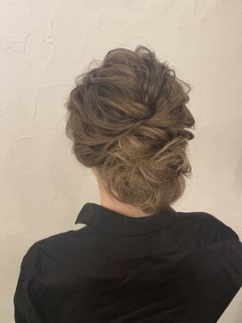 ファム(fam) 柔らかシニヨン