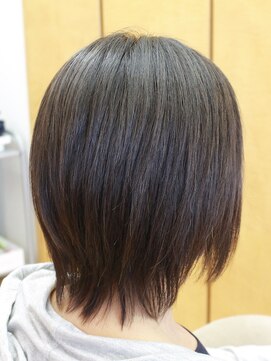 エリア 燕店(area) ツヤ髪レイヤースタイル