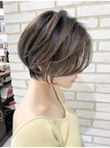 大人可愛い耳かけショートボブフォギーベージュ【江角力也】