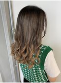 ALIVE原宿エアタッチバレイヤージュInsta＠alive___erikachan__