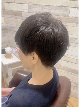 ヘアーアンドリラクゼーションコード(CODE) 耳出しベリーショート