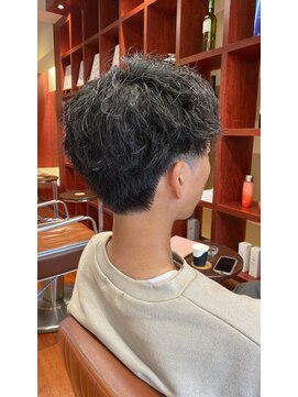 マルム(mulum) アップバング ツイストスパイラルパーマ *AKARI