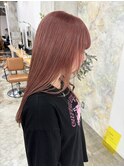 ピンクベージュ