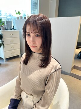 アム(amu) レイヤーカット/ベージュカラー/酸性ストレート/くびれカット