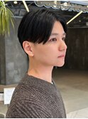 センターパート/メンズマッシュ/黒髪/ビジネス/刈り上げ/スーツ