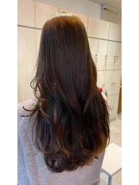 ヴァネッサ VANESSA オリーブベージュカラーブリーチなしダブルカラー×MIHO