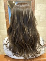 ヘアサロン アプリ(hair salon APPLI)&nbsp;透明感溢れるオリーブベージュ♪