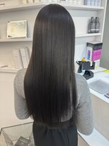 ペレ 栄 アネックス(PELE栄ANNEX) 韓国 くびれロング レイヤー ワンホンヘア 小顔前髪