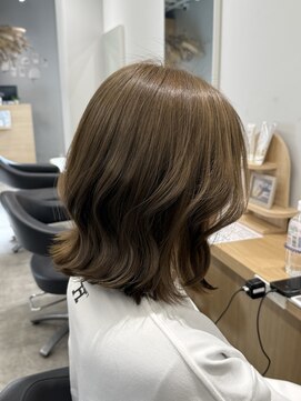 アヴァンス 京橋店(AVANCE) 着物ヘア/ダークアッシュ/ミディアムレイヤーカット/京橋