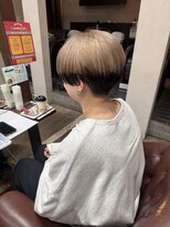 ハピネス 王寺店(Happiness)&nbsp;刈り上げショート モードショート エンドカラー ハイトーン 王寺