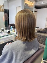 フェイバリットビューティシャルム(Favorite Beauty Charme)&nbsp;外ハネボブと白髪ぼかしで叶える大人女性スタイル