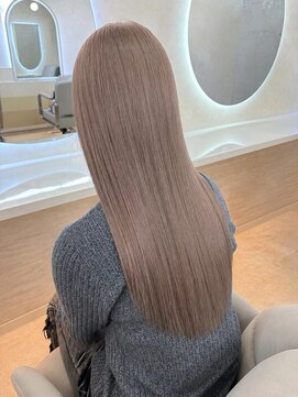 アン(Hair make un) ミルクティーベージュ/ホワイトベージュ/ベージュ/ブリーチ