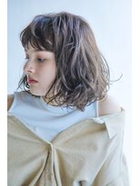 キー(kii) くせ毛風パーマ×立体ウェーブボブ