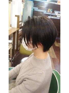 モニカ(Monica) 女性らしさを残したスッキリショートボブ★