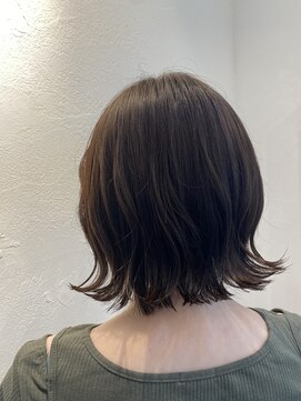 タエビスアリッサム(Taebis Alyssum) 透明感カラーくびれショート