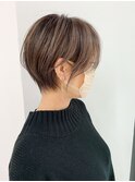 【mee.】ハセガワヒトシ グレージュ 大人ショート ハイライト
