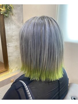 シェルビー 新宿(SHELBe) 小顔×オリーブグレー[新宿/ヘッドスパ/白髪ぼかし]