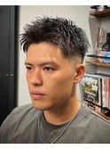 1264黒髪ツーブロック刈り上げフェード束間短髪ショートバーバー