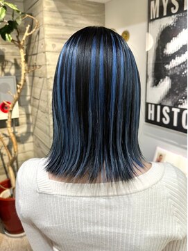 ヲタク(wotaku.) アンブレラカラーインナーカラーデザインカラーブルーカラーボブ