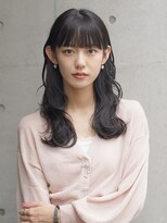 アーレント(AREND)&nbsp;ワイドバング/黒髪/セミロング/ウェーブヘア