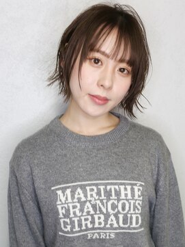 バース(BIRTH) 天神【BIRTH】外ハネカールショート×シースルーバング 3