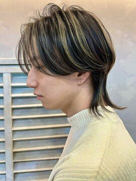 トルネード(TORNADO) ハイライトで色気のあるウルフカットに 中性ウルフ A0228