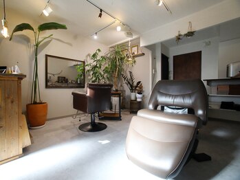 to ＆．．【トワニ】