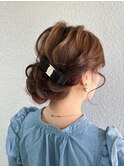 バレッタでワンポイントアップヘア