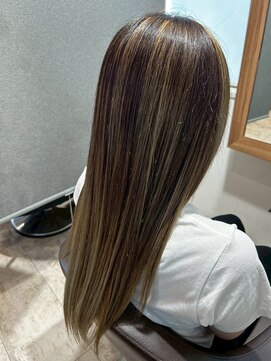 クララ カシハラ(CLALA Kashihara) 絹髪/髪質改善/質改善トリートメント/白髪ぼかしハイライト