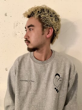 ヌース(NOOS) メンズブリーチパーマ