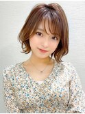シースルーぱっつん前髪ミニウルフボブチェリーブラウン