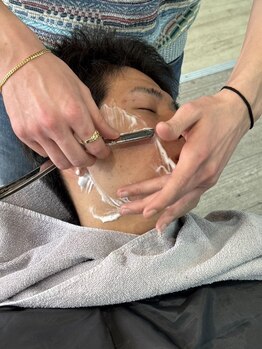 ライズ 四街道(RAIzE)の写真/男性の印象を決める大事なシェービングが大人気!プロの技術で清潔感溢れるワンランク上のスタイル。