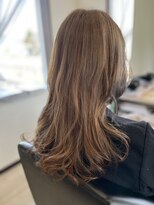 コアフィールフィス(COIFFURE fils)&nbsp;ロングレイヤー マッシュウルフ アッシュ 裾カラー