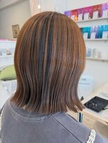 ピアリ オカモト(Peri okamoto)&nbsp;切りっぱなしパラパラカラーボブ