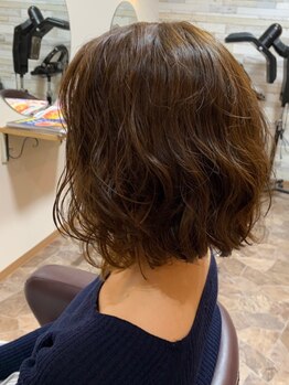 ミリミリ(miri miri)の写真/【新型コロナ対策中】「髪で悩む日がなくなってほしい」との想いから《カット+オーガニックカラー¥7920》