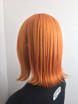 モーション 新宿(motion) マンダリンオレンジ