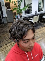 ヘッズ(HEADS)&nbsp;センターパートのウェーブ