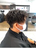 ツイストセンターパート　　メンズカット