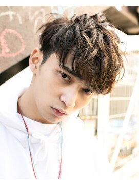 アントワープトーキョー(antwerp TOKYO) 『力石サトシ』波巻き束感ショートツーブロックマッシュ