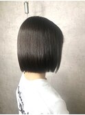 メテオストレートボブ