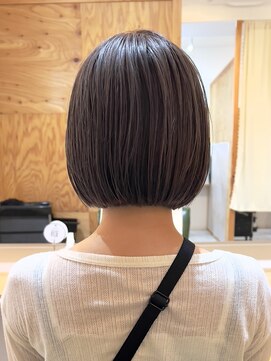 ラフ 新宿(Laff) 前下がりボブ 切りっぱなしボブ ショートボブ 縮毛矯正 髪質改善