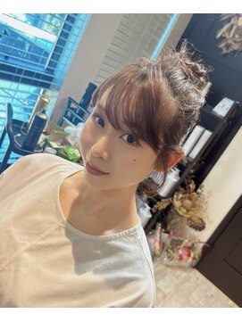 プエラ(Puella) ゆるおだんごヘアアレンジ