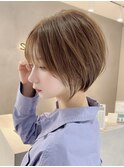 ナチュラルベージュショートボブ