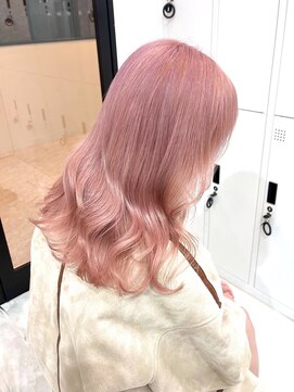 リル 溝の口(LiL) ホワイトピンクカラー 溝の口駅/武蔵溝ノ口駅